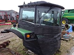 John Deere 4955 , John Deere 4775