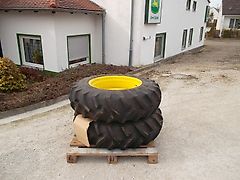 Pirelli 12,4 - 24