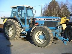 FORD / NEW HOLLAND A VENDRE PIECES DETACHEES TRACTEUR FORD 8730